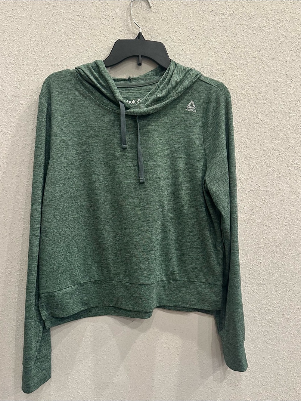 Reebok Green Performance Hoodie Athleisure Activewear Medium